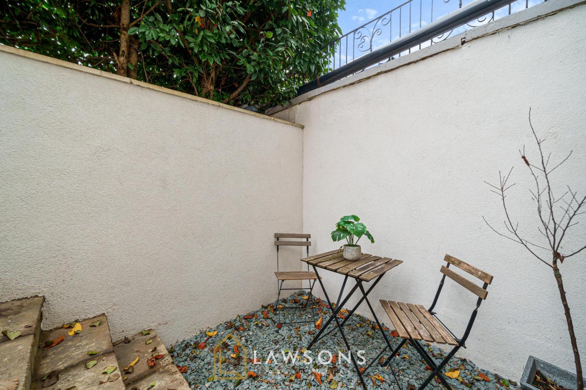 Modern Living By Lawsons With Free Parking Windsor Eksteriør billede